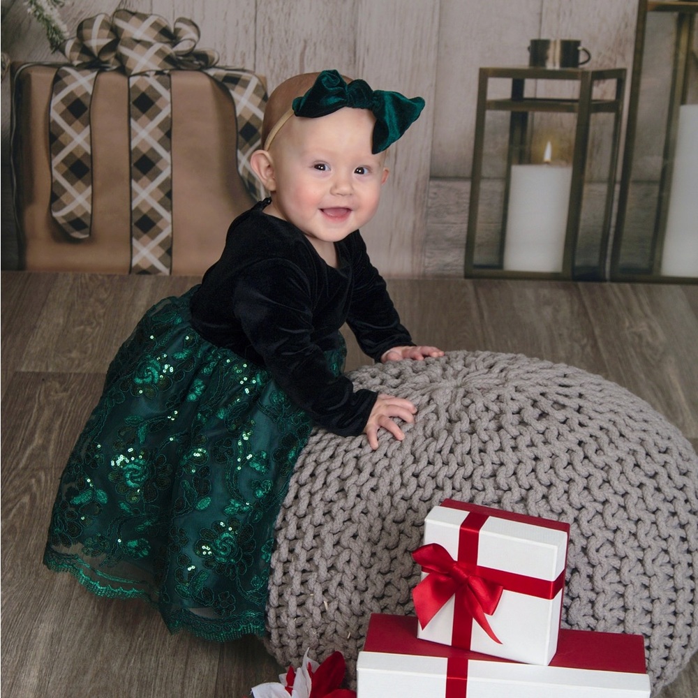 Baby Girl Formal Black Velvet & Emerald Dress with Bow - Picture 4 of 5